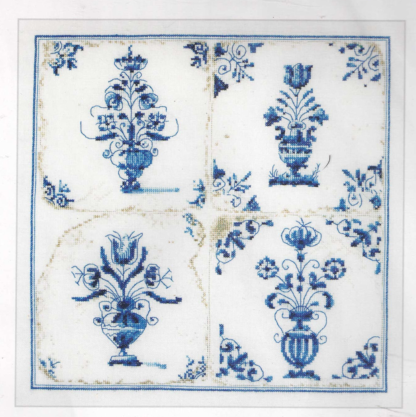 Antique Tiles in 18ct Aida / evenweave from Thea Gouveneur