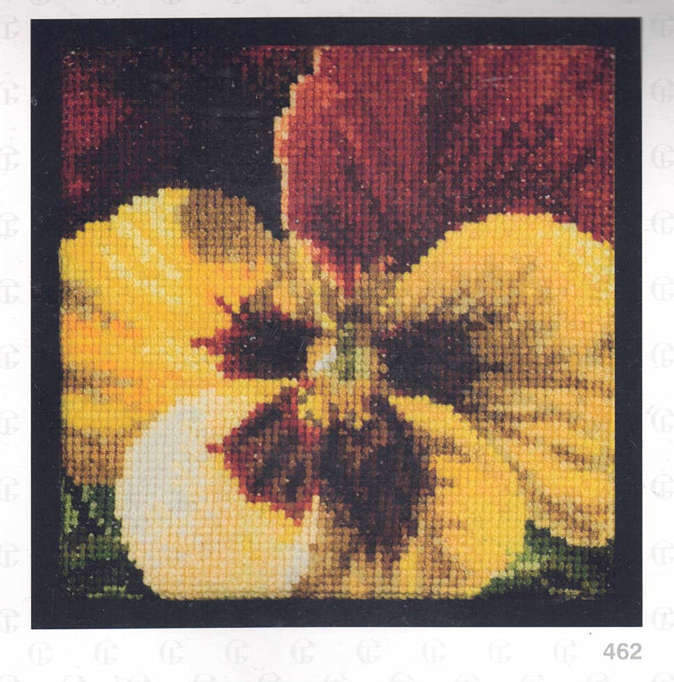 Pansies in 18ct Aida from Thea Gouveneur