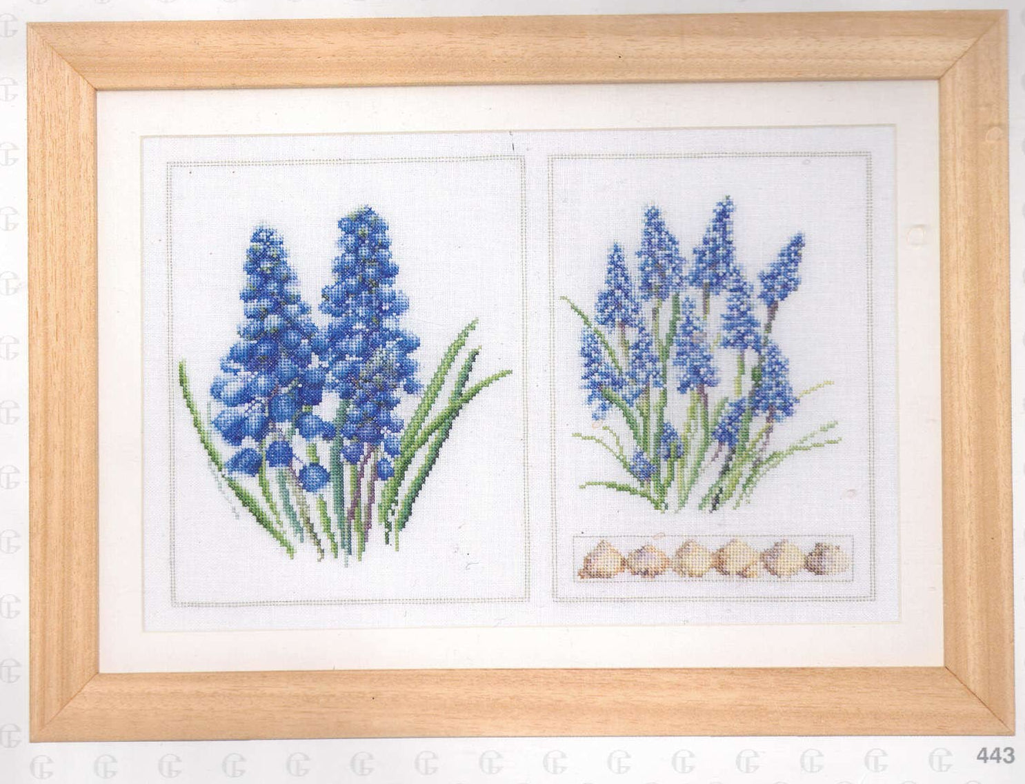 Floral Diptych in 18ct Aida / evenweave from Thea Gouveneur (Muscari, Crocus or Anemone)