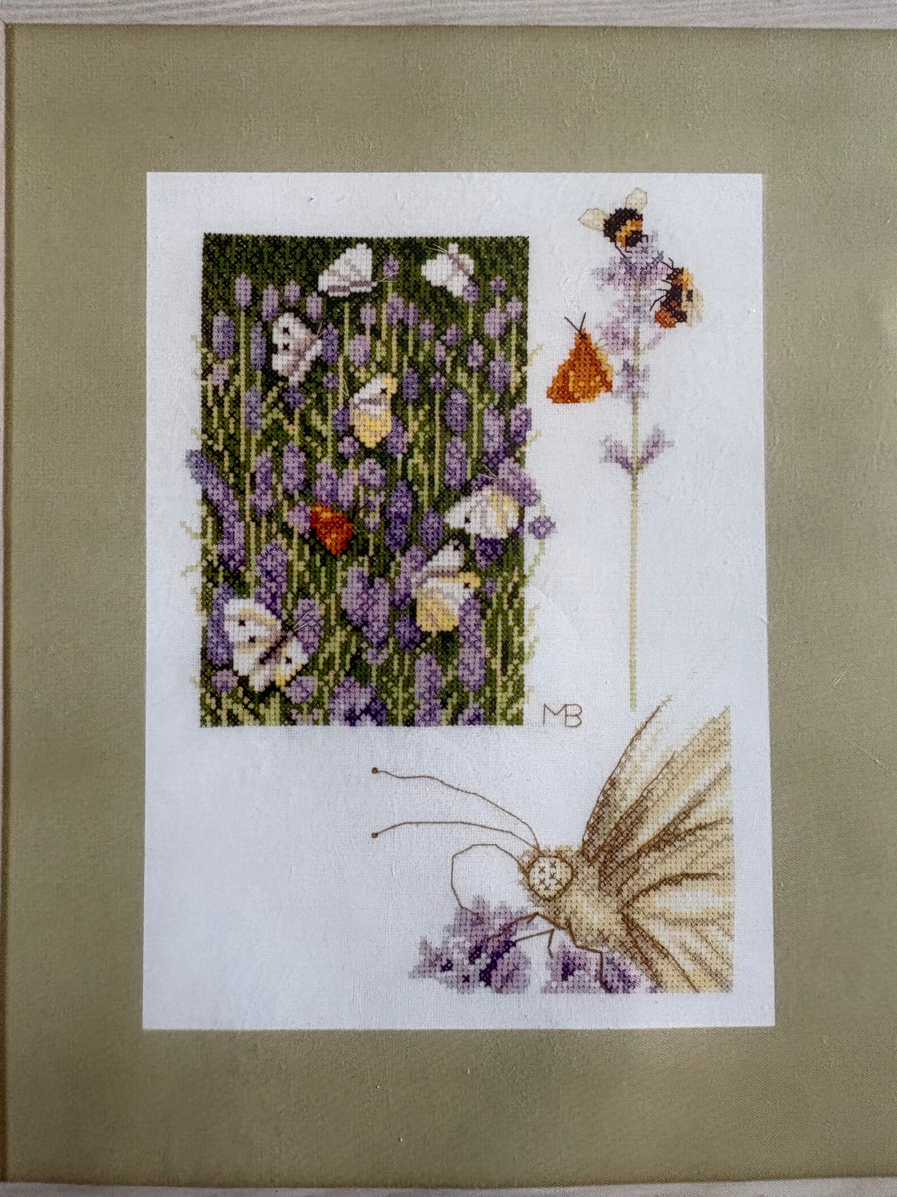 Lanarte (Marjolein Bastin) Cross Stitch Collection  - Lavender field with butterfly