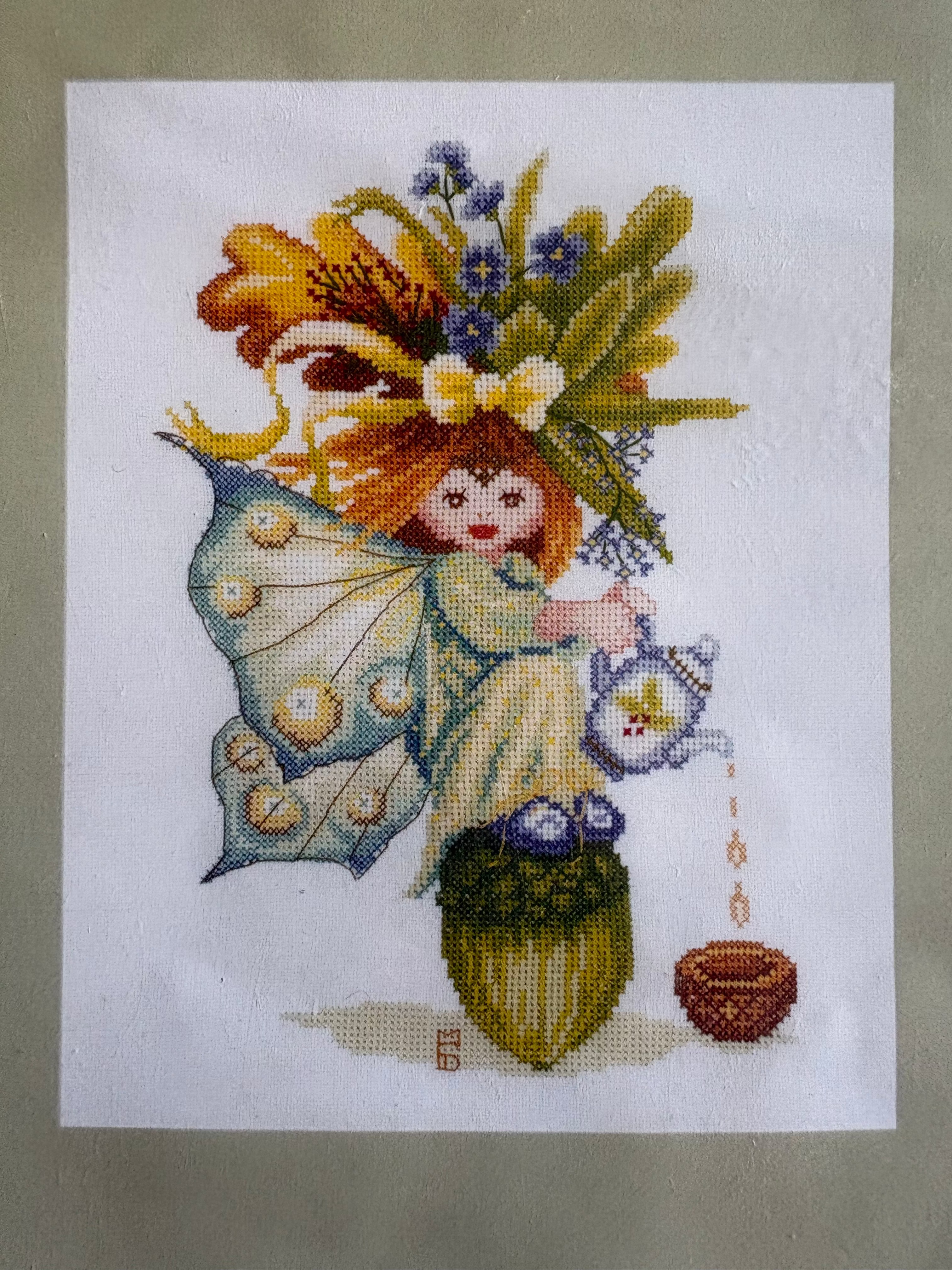 Lanarte Cross Stitch Collection  - Acorn girl