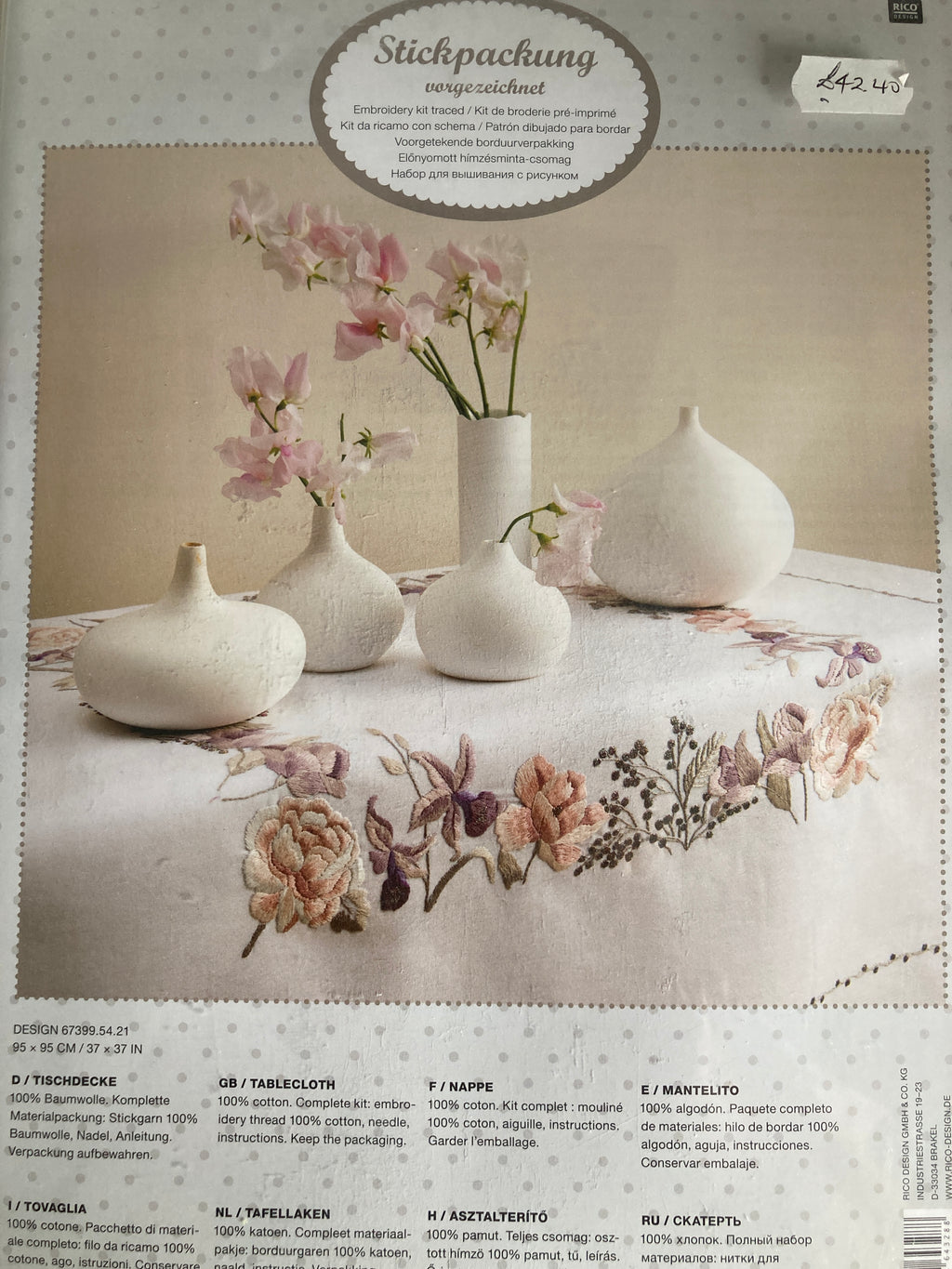 Tablecloth counted cross-stitch kit - Rose flowers