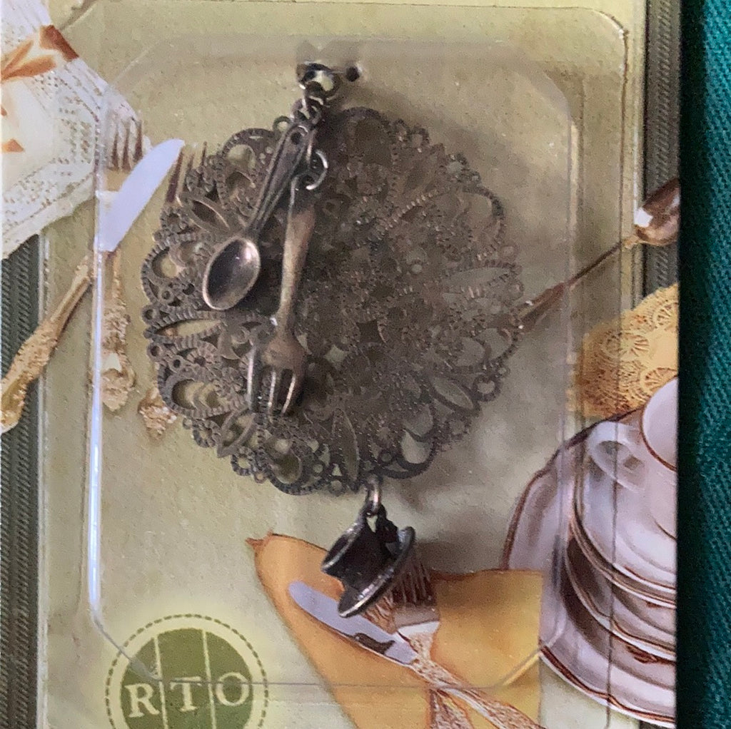 Vintage style pendants (various designs)