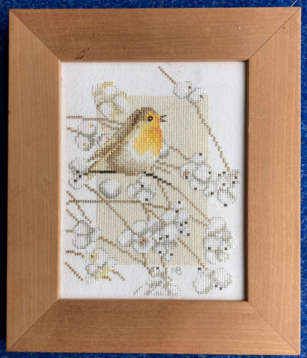 Framed Completed Cross-Stitch: Robin & Berries (Lanarte 34941) on Evenweave
