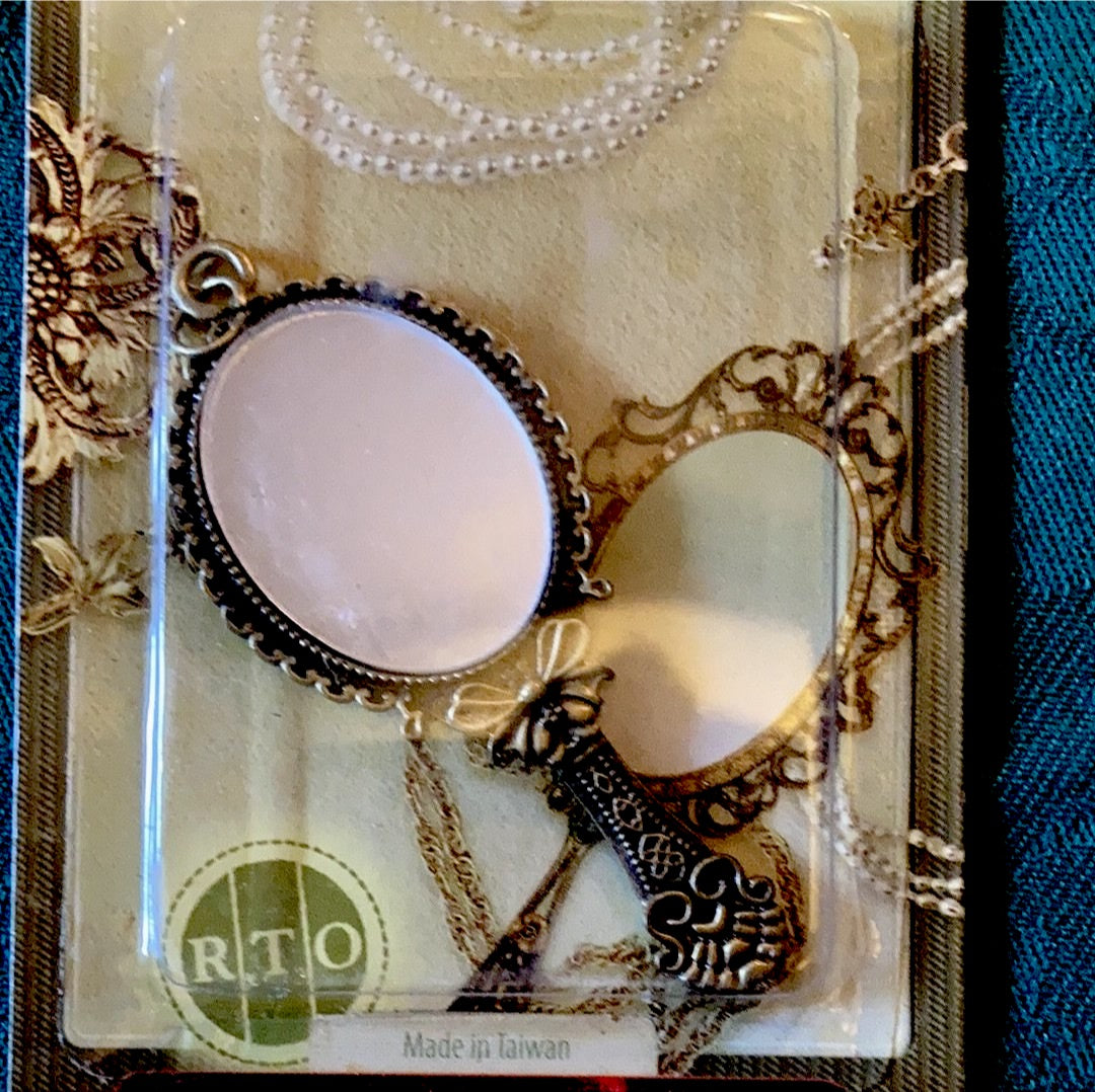 Vintage style pendants (various designs)