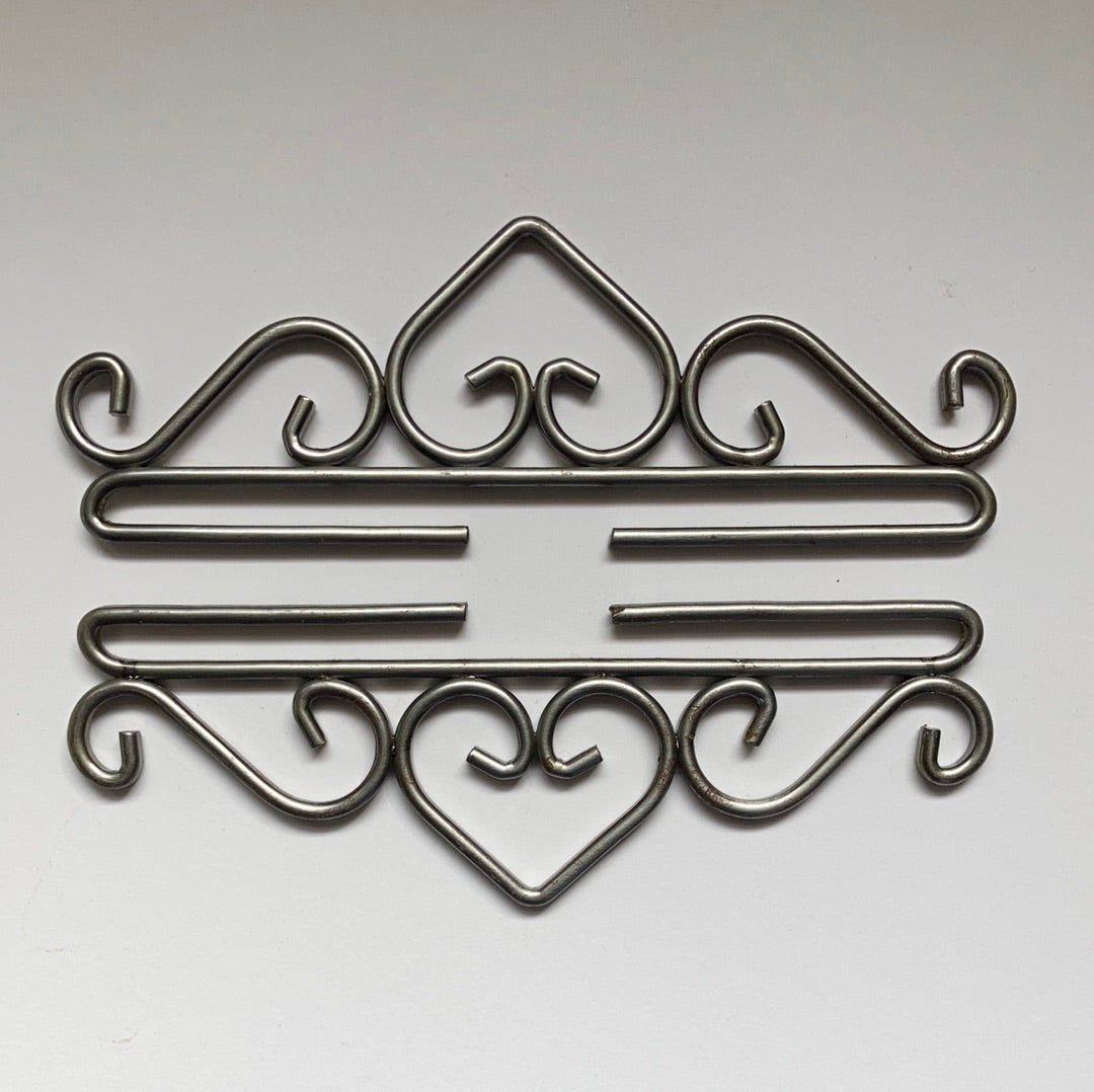 Bell-pull / hanging fittings - heart shapes